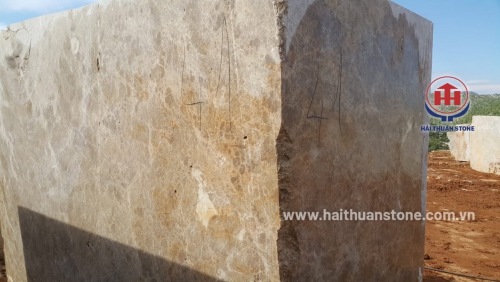 Đá khối HTSJ 009