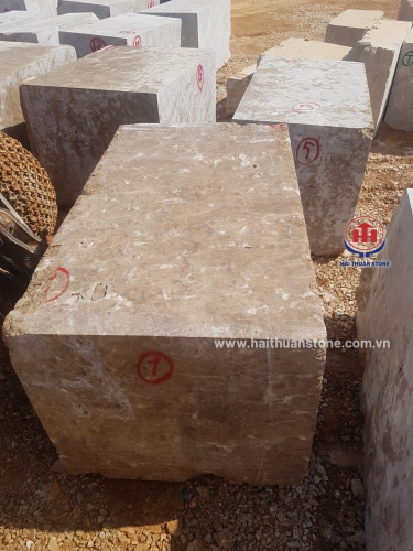 Đá khối HTSJ 020