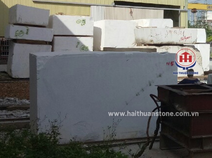 Đá khối HTSJ 034