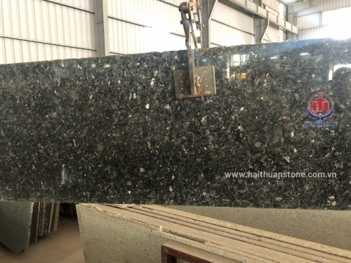 Đá Granite xà cừ trắng