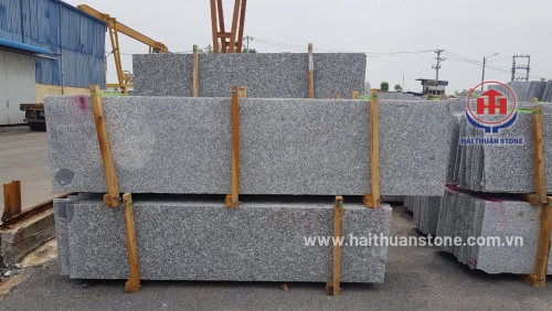 Đá Granite trắng suối lau